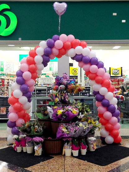 P25. Woolworths Plaza Annual Mothersday tribute